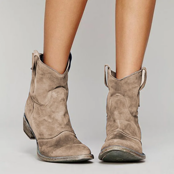 Carlotta – Wildlederstiefel