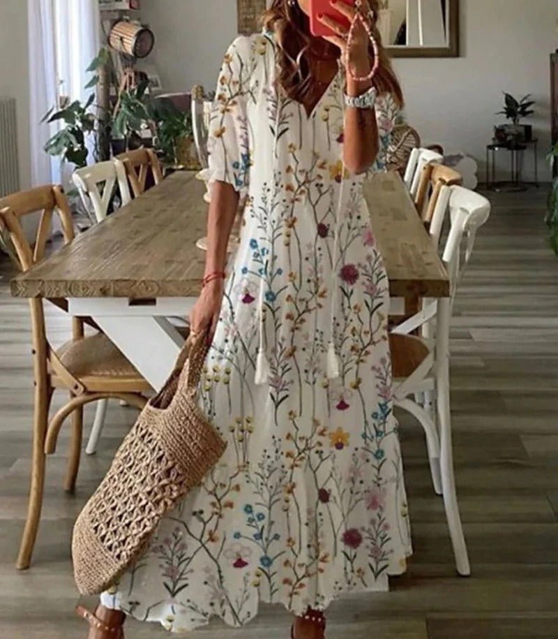 Lana - Figurbetonendes Boho-Maxikleid