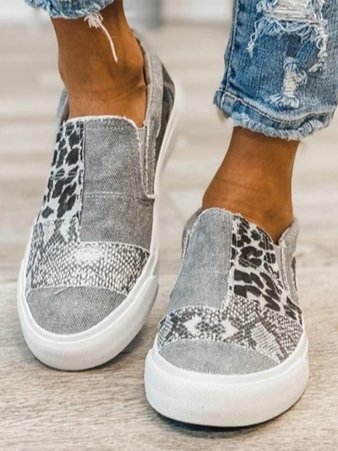 Astrid | Trendy Schmerz-Lindernde Slipper